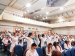 Почти 1200 первокурсников Свердловского областного медколледжа прошли посвящение в студенты